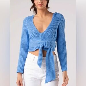 Dance & Marvel NWT Blue Bow Front Cropped Knit Sweater Size Large